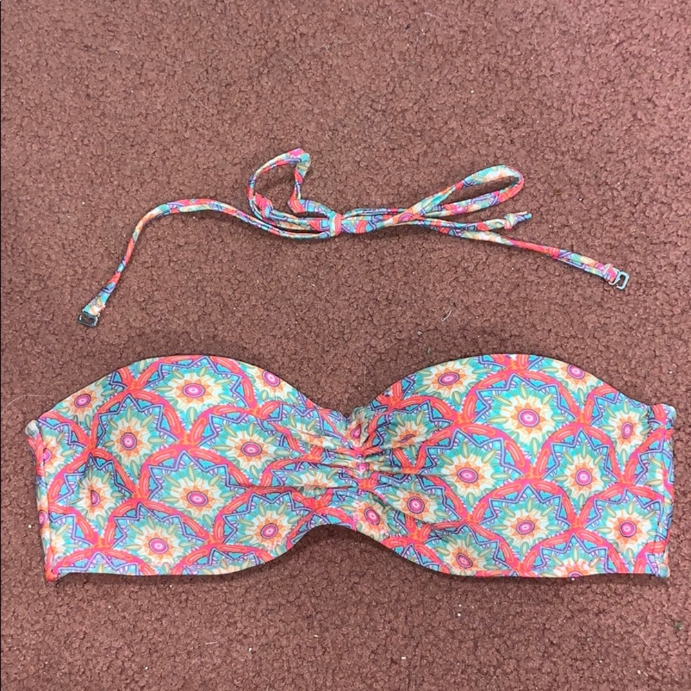Bandeau bikini top